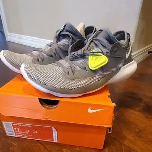 Nike Flex 2019 RN size 11